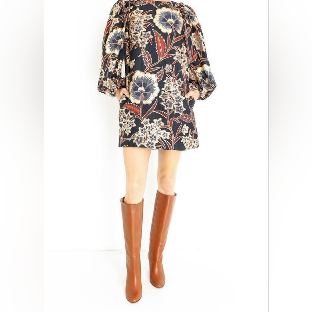New no box $695 Humanoid tall boots